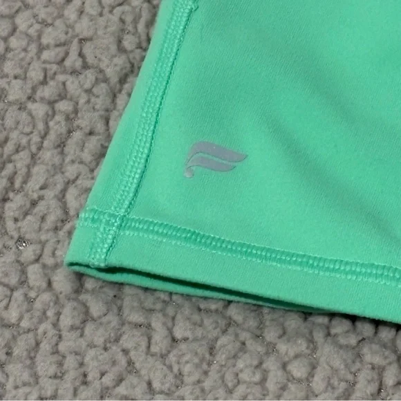Fabletics Define PowerHold High Waisted Shorts S Green 9'' Inseam Inner Pocket - Picture 5 of 7